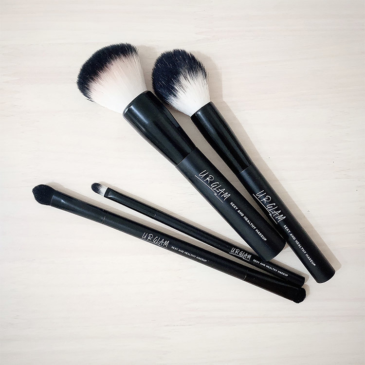 Absolutely Take These Four Excellent Makeup Brush Of Daiso Popular Cosmetic Brand Swagcawaii